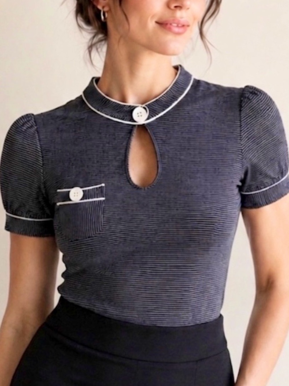 Black & White Striped Keyhole Puff Sleeve Top - Size Small